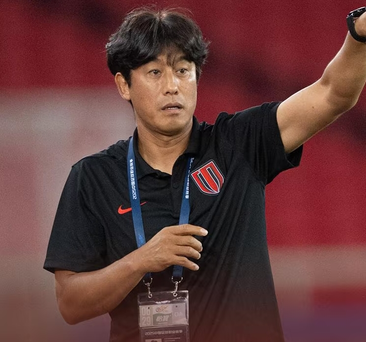 包含西甲窗口期再迎强敌,成都蓉城刷新队史纪录,主帅态度:赛场秩序良好,球队文化再被提及的词条 包含西甲窗口期再迎强敌,成都蓉城刷新队史纪录,主帅态度:赛场秩序良好,球队文化再被提及的词条