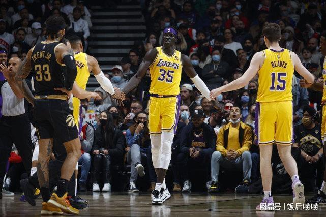 lol比赛回放-关于NBA常规赛倒计时；多伦多猛龙今夜状态回暖；细节引发关注；气氛紧张；赛程密集仍需轮换的信息