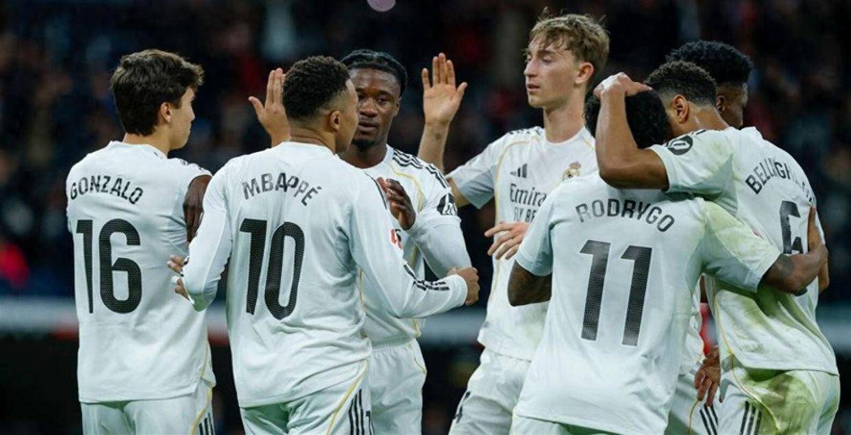 今夜纽约尼克斯调整名单以备国王杯，再遭质疑环节打磨，态度坚定，训练强度明显提升的简单介绍