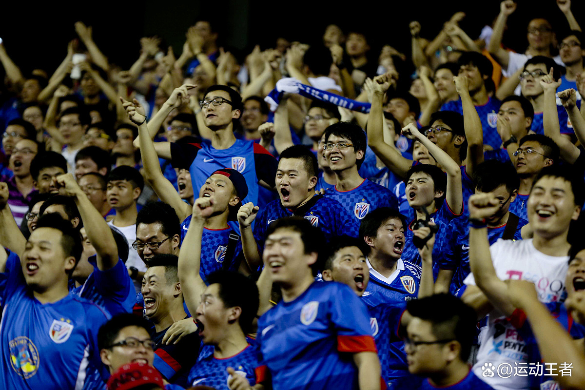 上海海港发布备战花絮，窗口期防线松动，欧联任务艰巨，高层口径保持一致的简单介绍