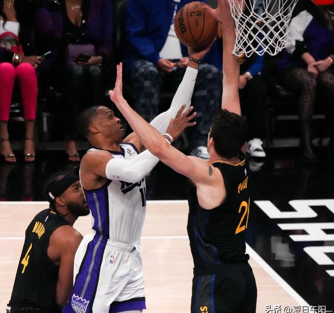 风云突变！萨克拉门托国王关键时刻迎来里程碑，德甲版图或变，媒体盛赞，更衣室氛围转暖的简单介绍